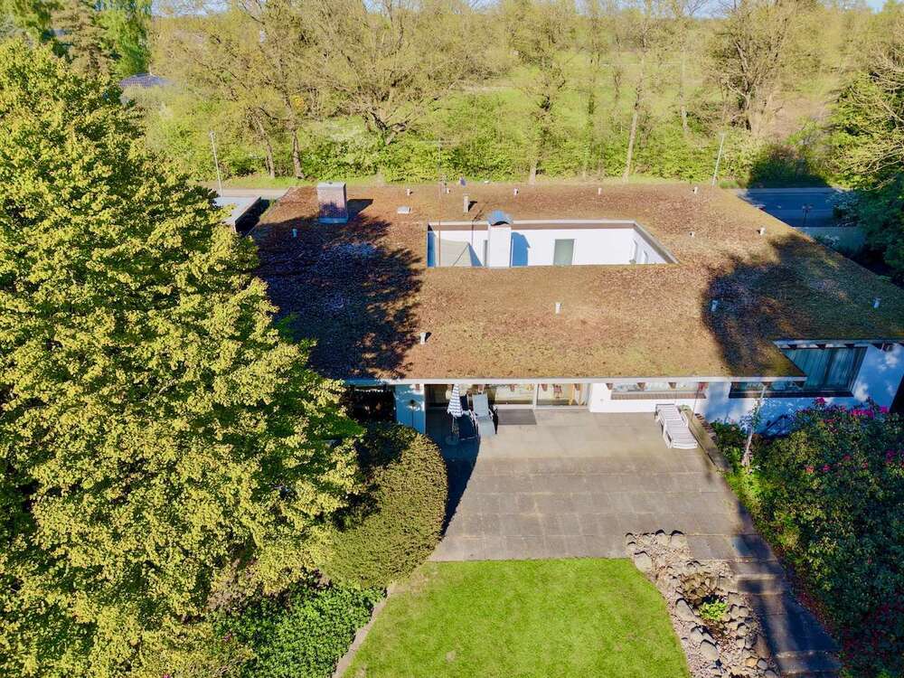 Thumbnail-Haus zum Kaufen in Jersbek-Timmerhorn 1.290.000,00 € 292 m²