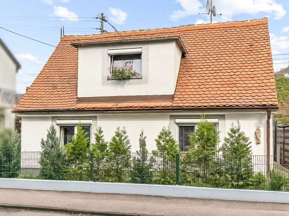 Thumbnail-Haus zum Kaufen in Augsburg 355.000,00 € 49.34 m²