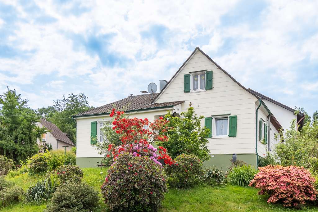 Thumbnail-Haus zum Kaufen in Burscheid 139.000,00 € 63 m²