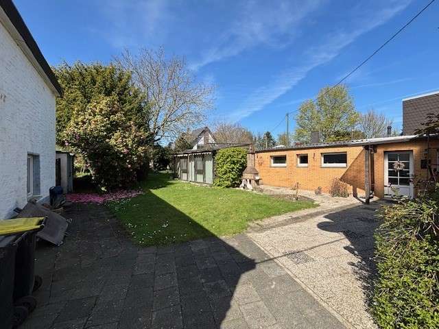 Thumbnail-Haus zum Kaufen in Mönchengladbach 190.000,00 € 150 m²