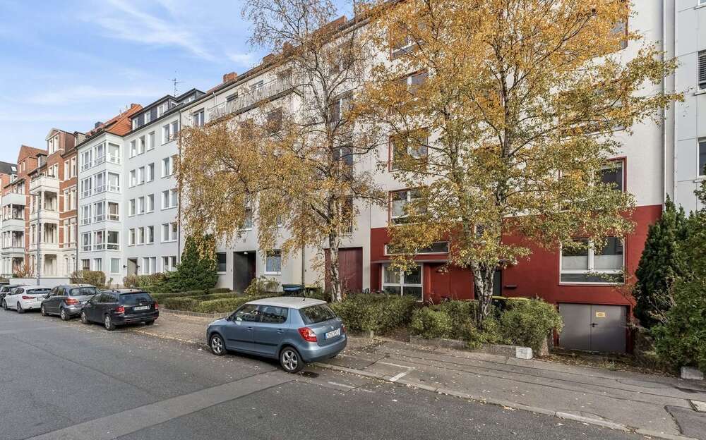 Thumbnail-Wohnung zum Kaufen in Hannover 215.000,00 € 52 m²