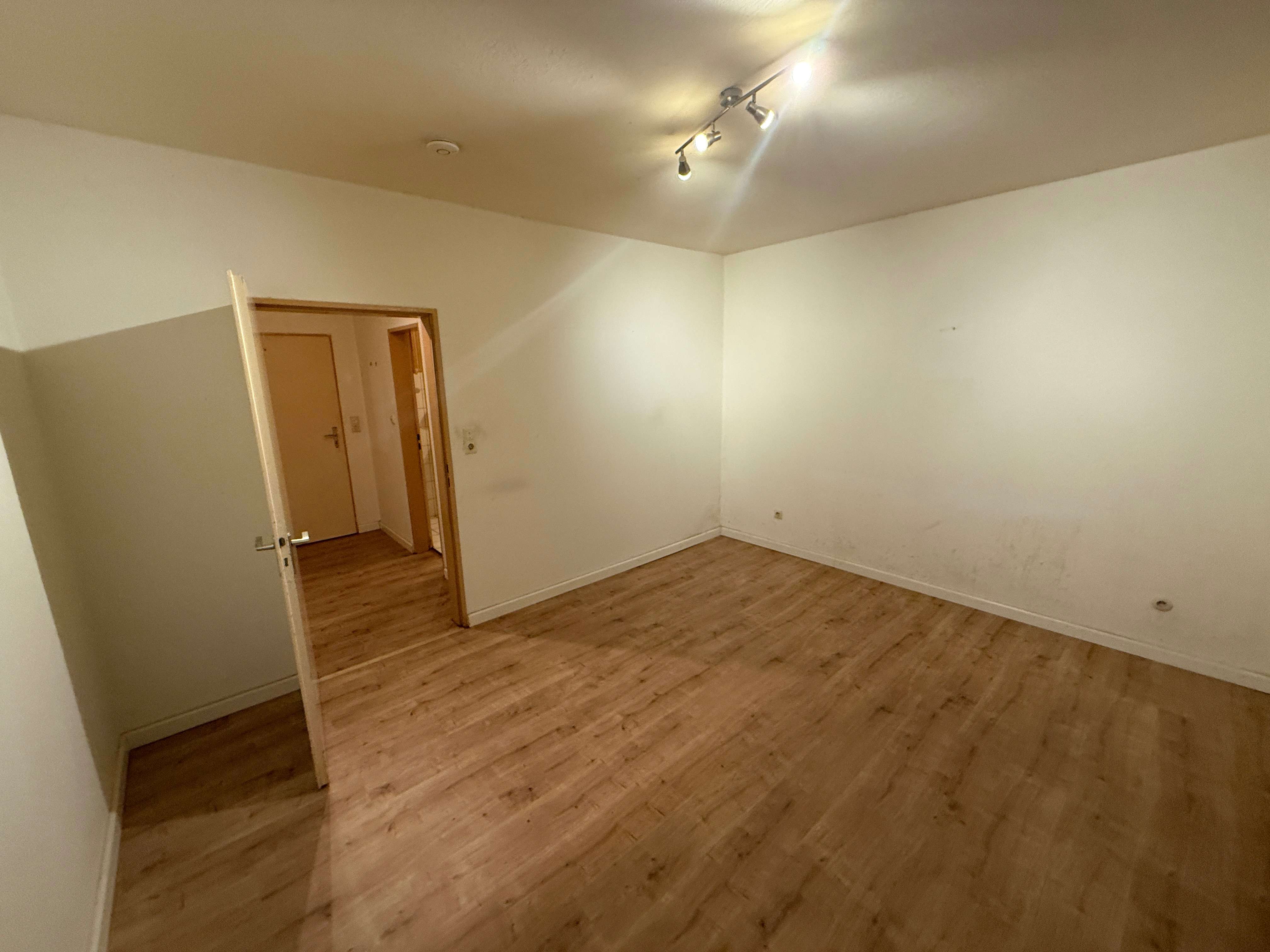 Thumbnail-Wohnung zum Kaufen in Bad Münder am Deister 62.500,00 € 48.1 m²
