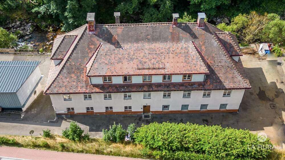 Thumbnail-Haus zum Kaufen in Sankt Blasien 349.000,00 € 668.51 m²