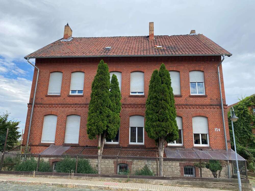 Thumbnail-Haus zum Kaufen in Dingelstedt 114.000,00 € 236 m²