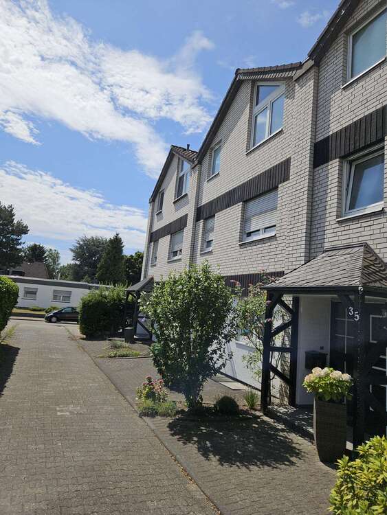 Thumbnail-Haus zum Kaufen in Erkrath-Unterfeldhaus 550.000,00 € 162 m²