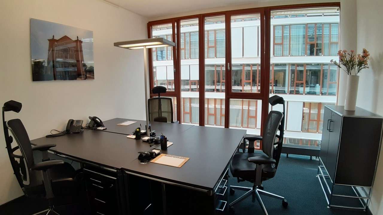 Thumbnail-Büro in Stuttgart 1.599,00 € 26 m²