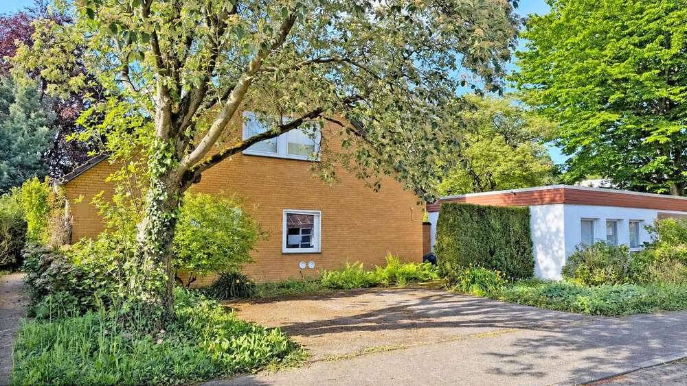 Thumbnail-Haus zum Kaufen in Moers 420.000,00 € 203.34 m²