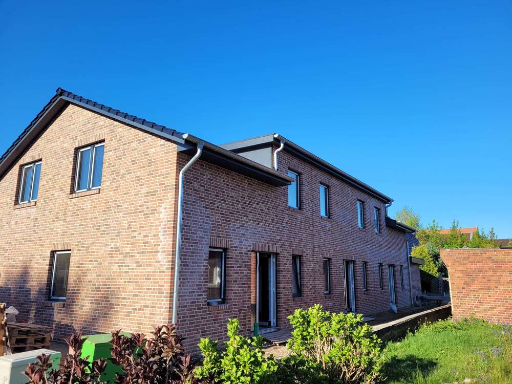 Thumbnail-Haus zum Mieten in Büdelsdorf 1.440,00 € 115 m²