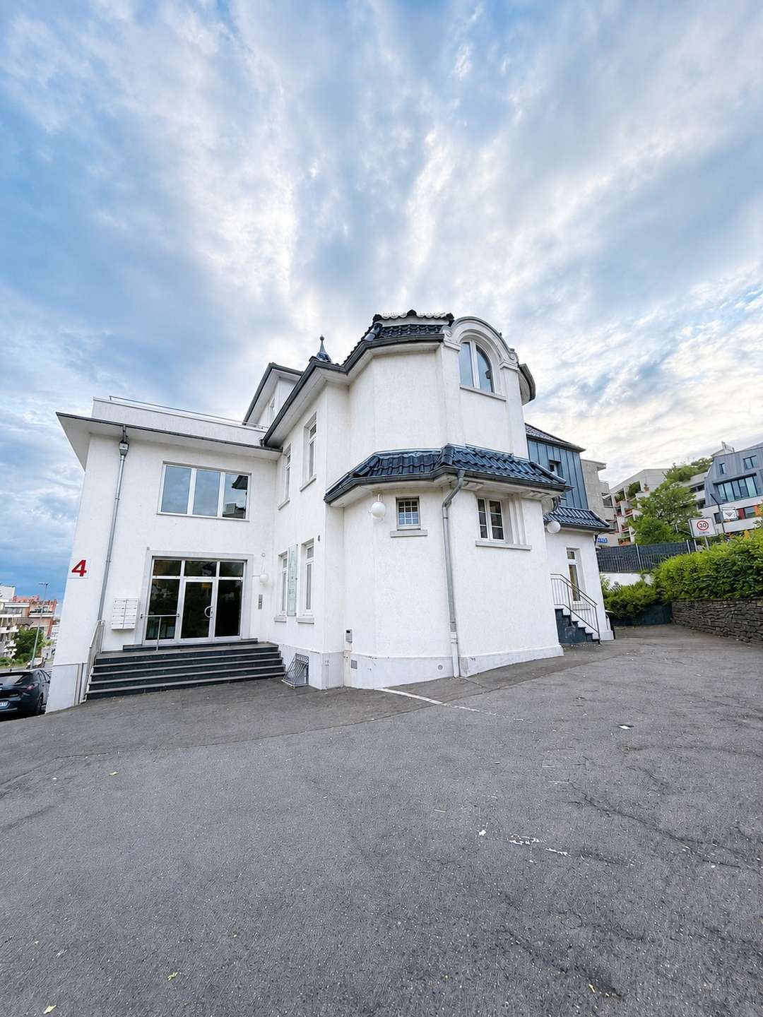 Thumbnail-Wohnung zum Mieten in Bergisch Gladbach 1.300,00 € 96 m²