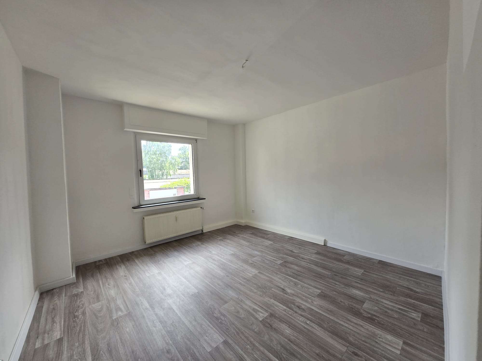 Thumbnail-Haus zum Mieten in Duisburg 975,00 € 90 m²