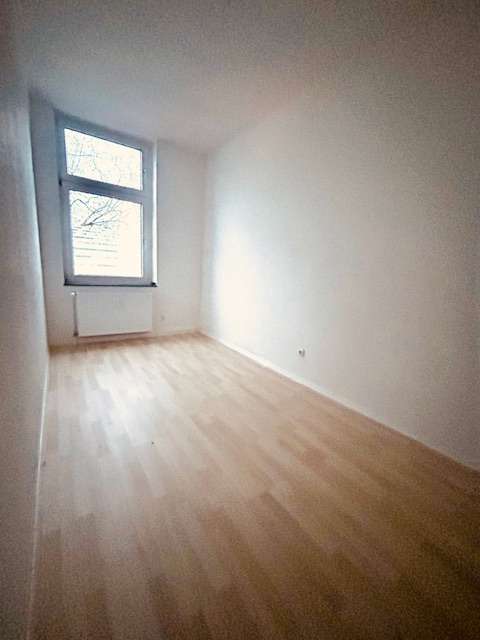 Thumbnail-Wohnung zum Mieten in Krefeld 550,00 € 68 m²