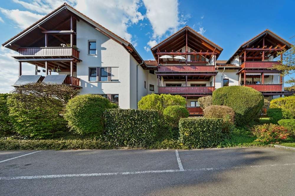 Thumbnail-Wohnung zum Kaufen in Friedrichshafen 310.000,00 € 77.87 m²