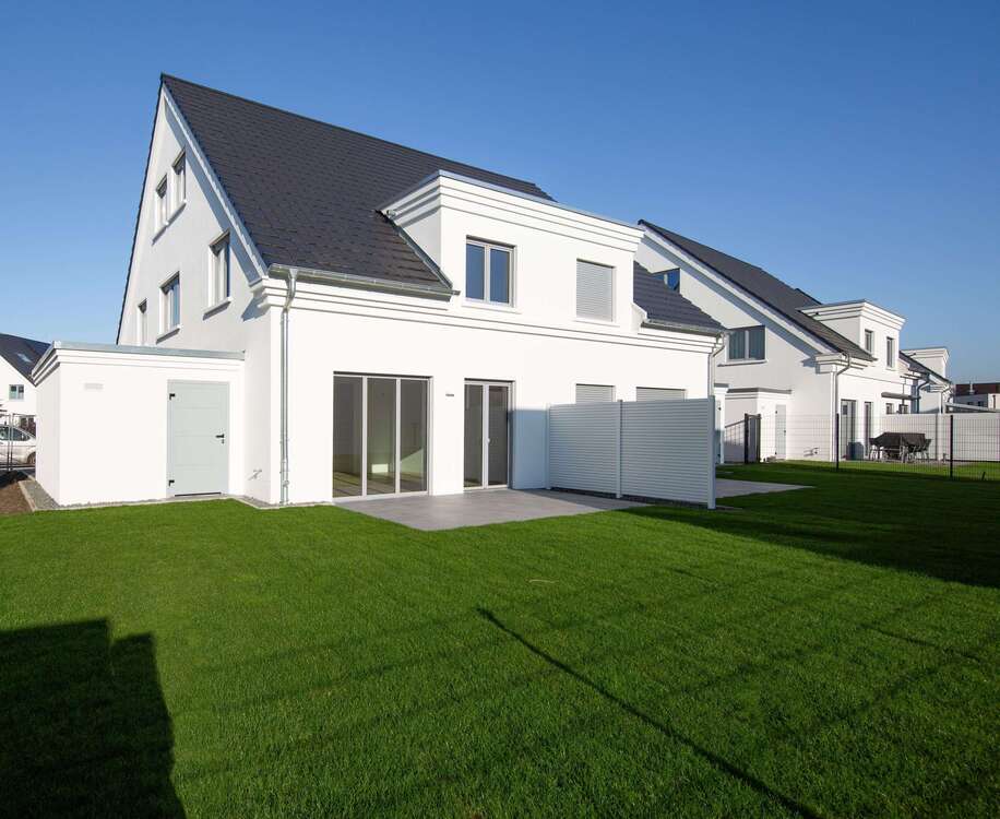 Thumbnail-Haus zum Mieten in Duisburg 3.600,00 € 175.67 m²