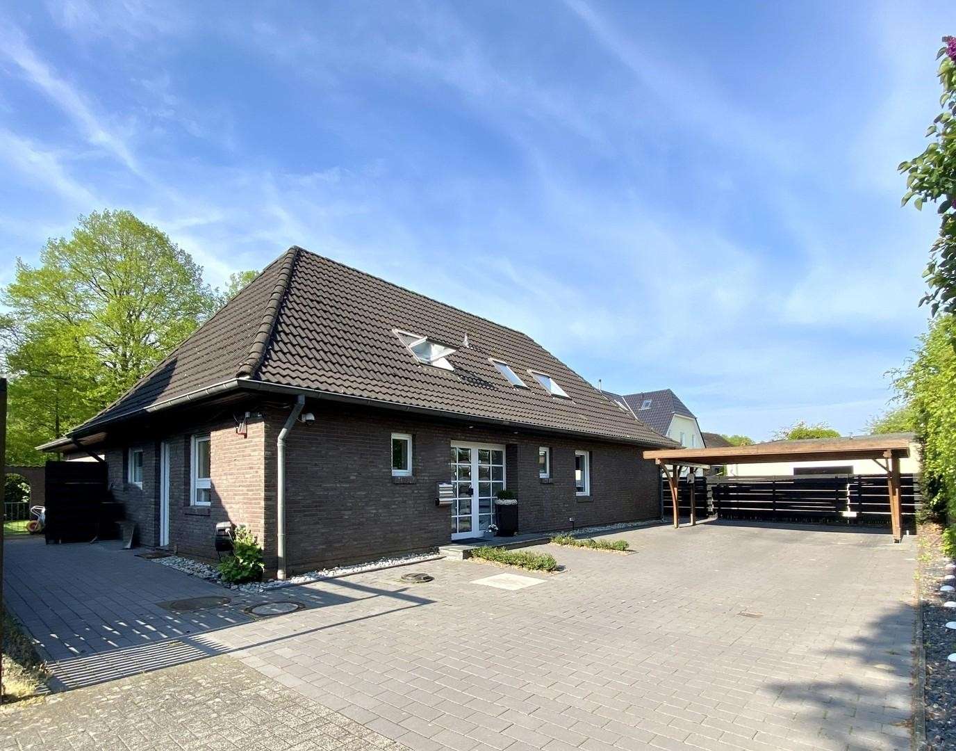 Thumbnail-Haus zum Kaufen in Bremen 899.000,00 € 215 m²