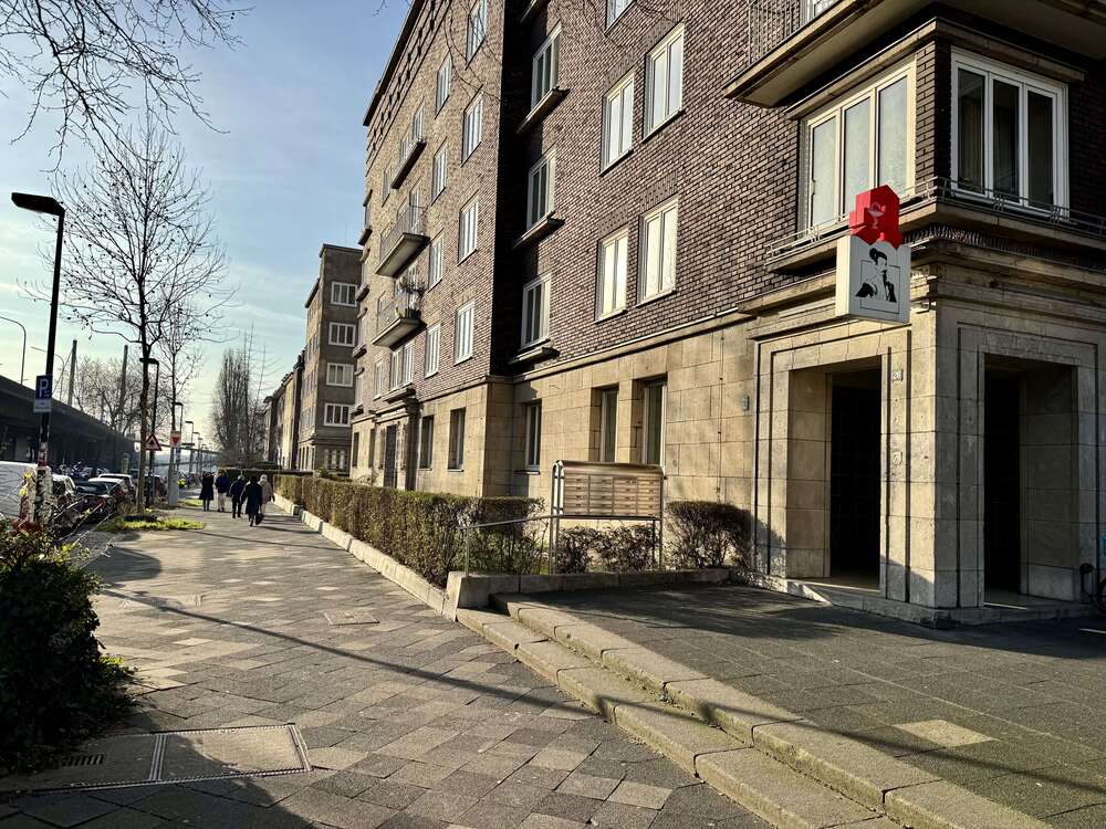 Thumbnail-Wohnung zum Kaufen in Düsseldorf 419.000,00 € 104 m²