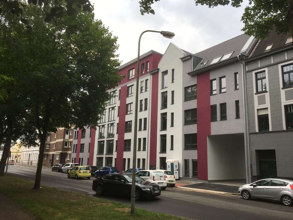 Thumbnail-Wohnung zum Mieten in Krefeld 1.030,00 € 95.75 m²