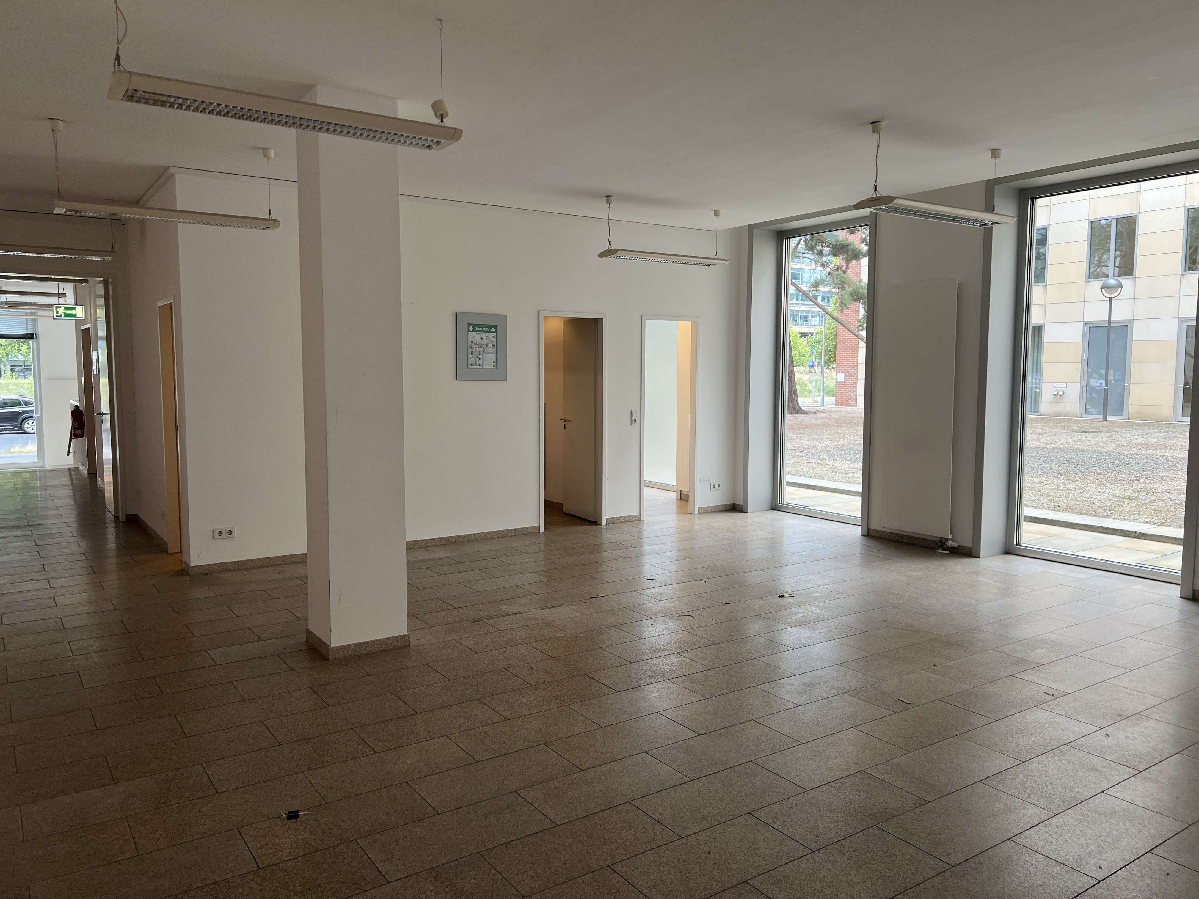 Thumbnail-Büro in Berlin 3.344,00 € 209 m²