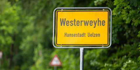 Thumbnail-Grundstück zu verkaufen in Uelzen Westerweyhe 45.372,00 € 597 m²