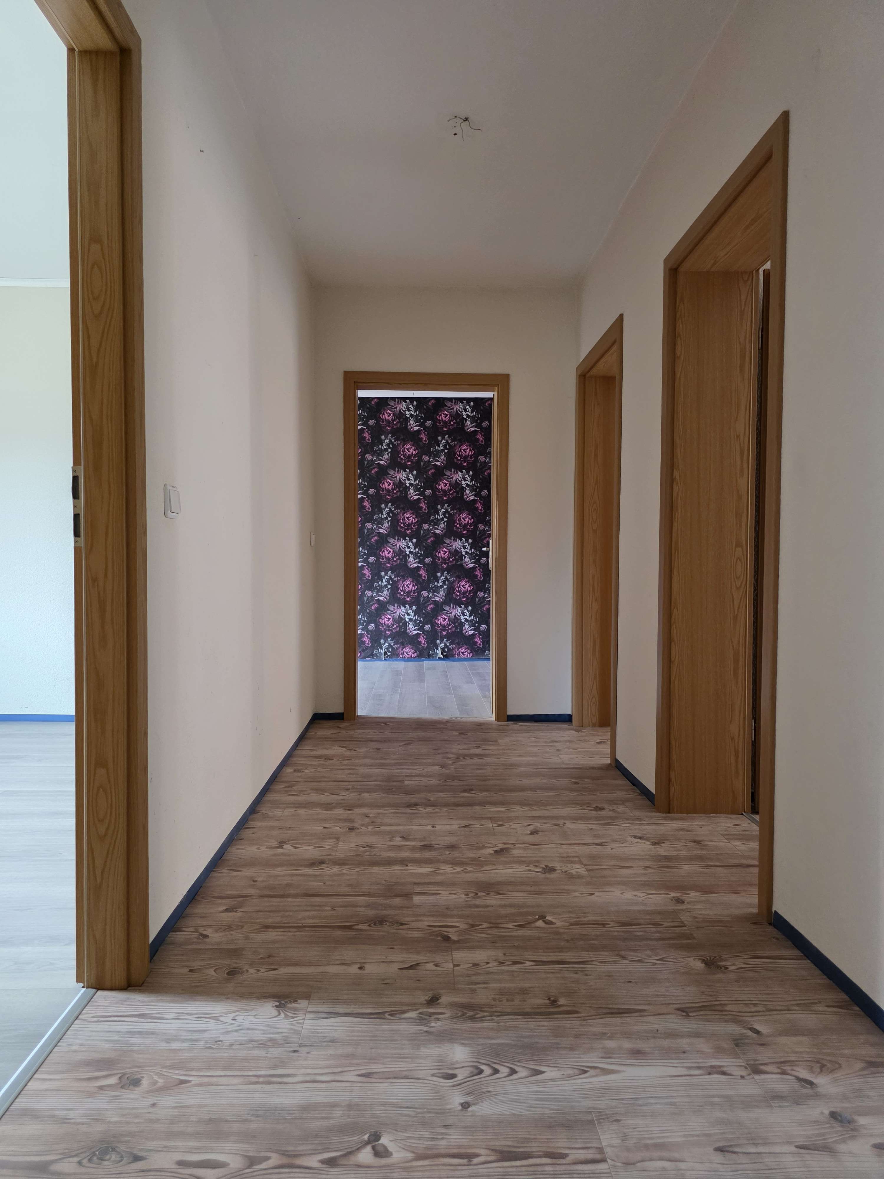 Thumbnail-Wohnung zum Mieten in Welzow 658,13 € 87.75 m²