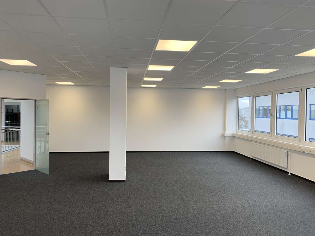 Thumbnail-Büro in Norderstedt 1.209,60 € 112 m²