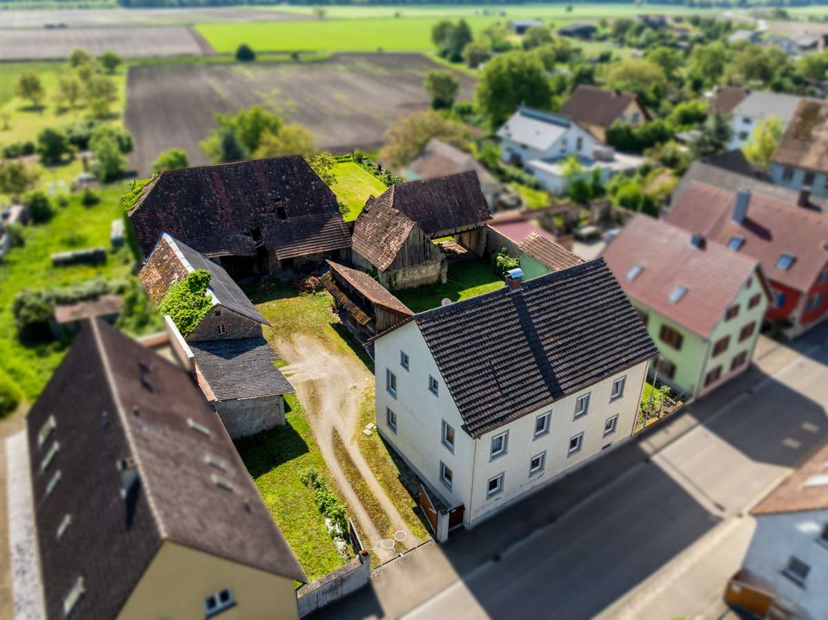 Thumbnail-Grundstück zu verkaufen in Breisach am Rhein Gündlingen 925.000,00 € 2470 m²