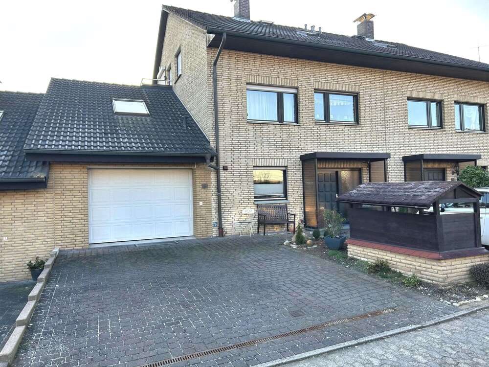 Thumbnail-Haus zum Kaufen in Bielefeld 465.000,00 € 213 m²