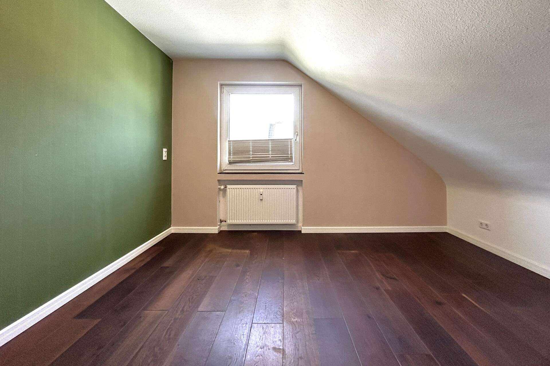 Thumbnail-Wohnung zum Kaufen in Meerbusch 185.000,00 € 56.63 m²