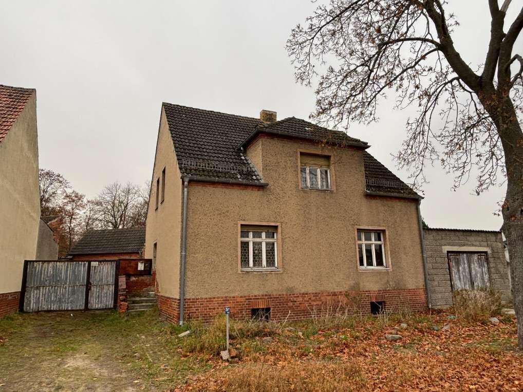 Thumbnail-Haus zum Kaufen in Jüterbog 145.000,00 € 140 m²
