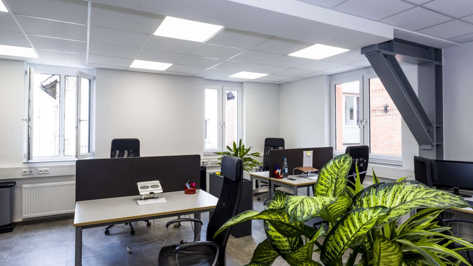 Thumbnail-Büro in Stuttgart 1.364,00 € 93 m²