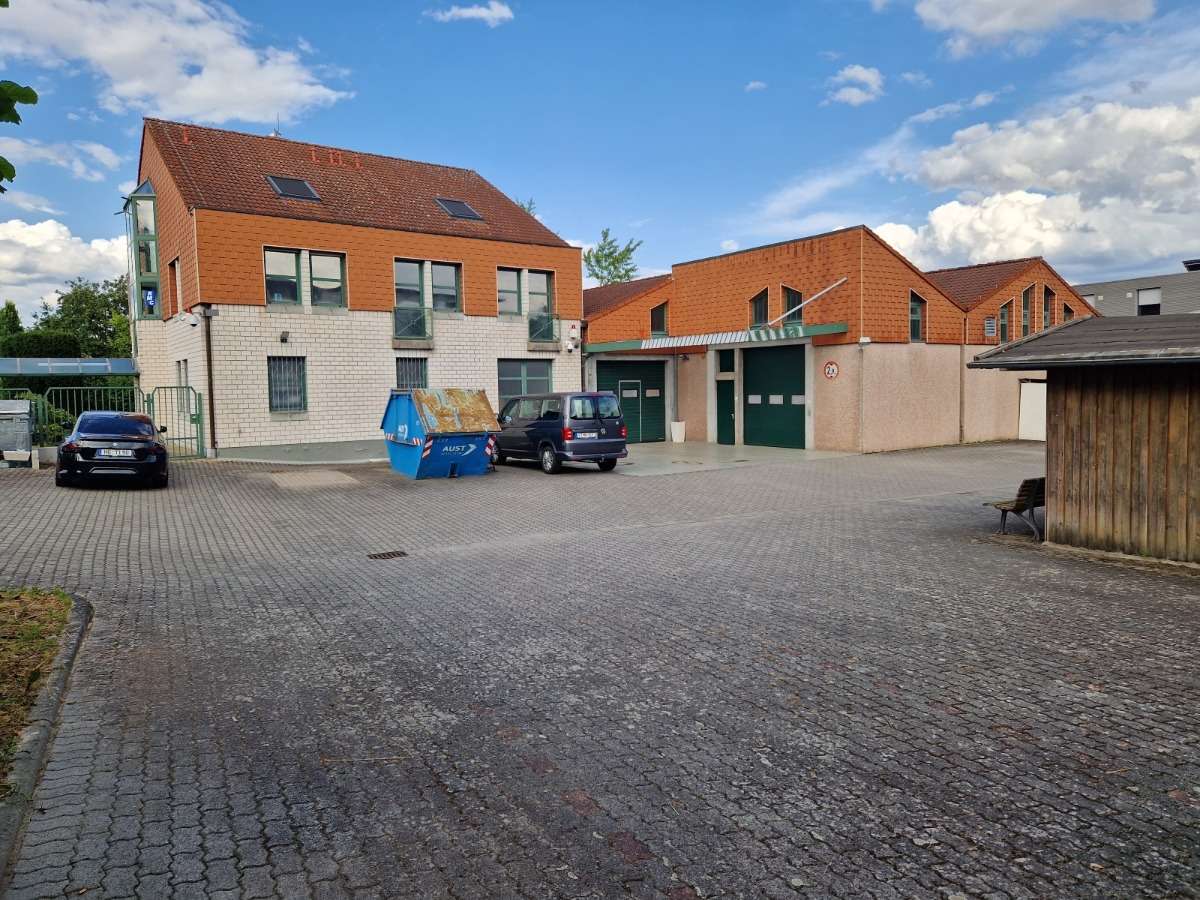 Thumbnail-Halle in Frankfurt 849.000,00 € 380 m²