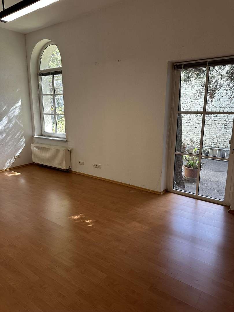 Thumbnail-Wohnung zum Mieten in Düsseldorf 2.800,00 € 140 m²