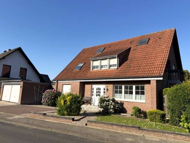 Thumbnail-Haus zum Kaufen in Nettetal -SCHAAG 385.000,00 € 157.02 m²