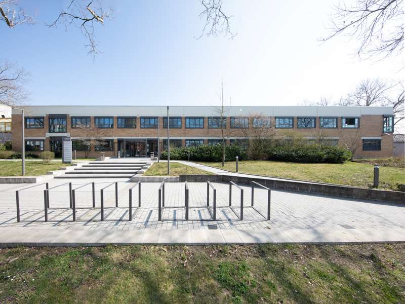 Thumbnail-Halle in Ludwigshafen 158,40 € 24.38 m²