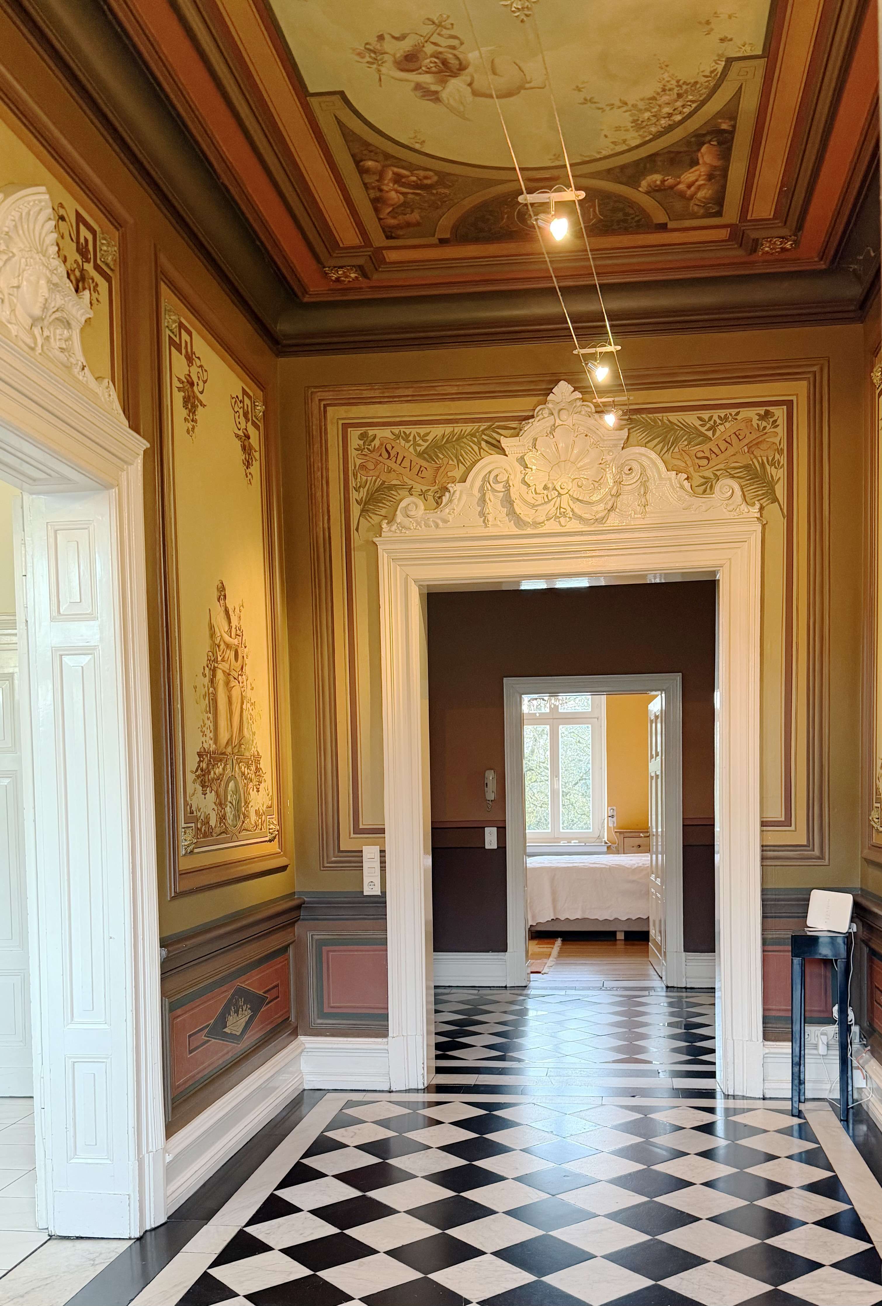 Thumbnail-Haus zum Kaufen in Wermelskirchen 650.000,00 € 427 m²