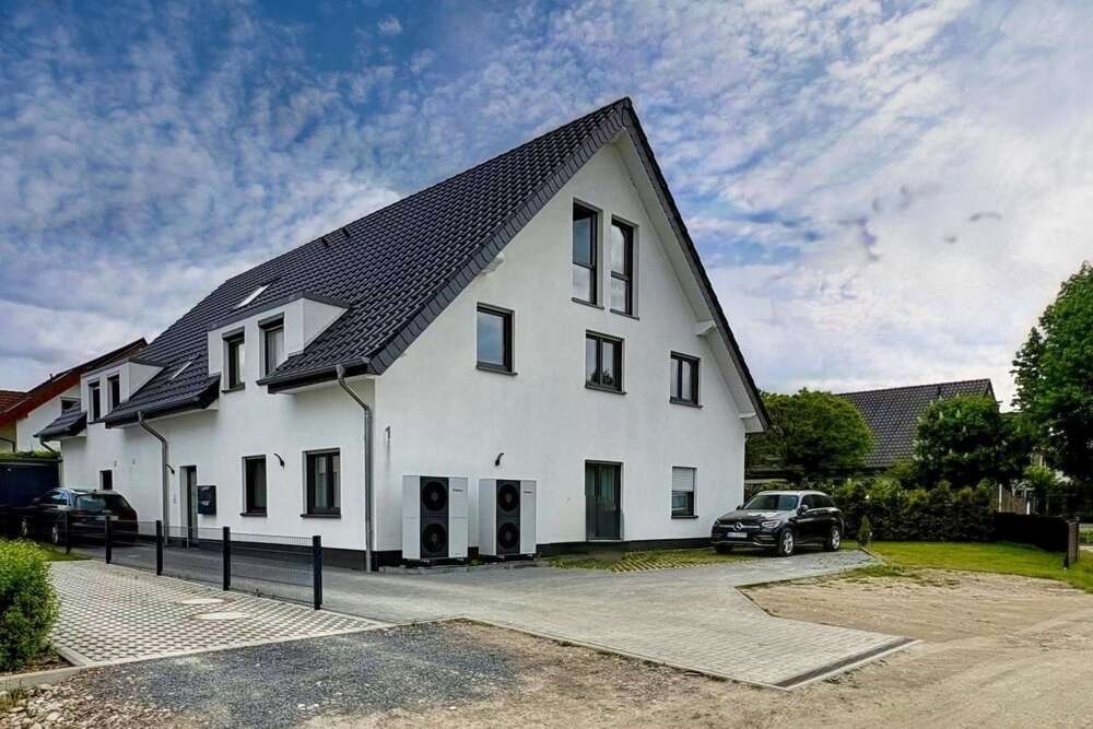 Thumbnail-Wohnung zum Kaufen in Bad Oeynhausen 329.000,00 € 95.35 m²