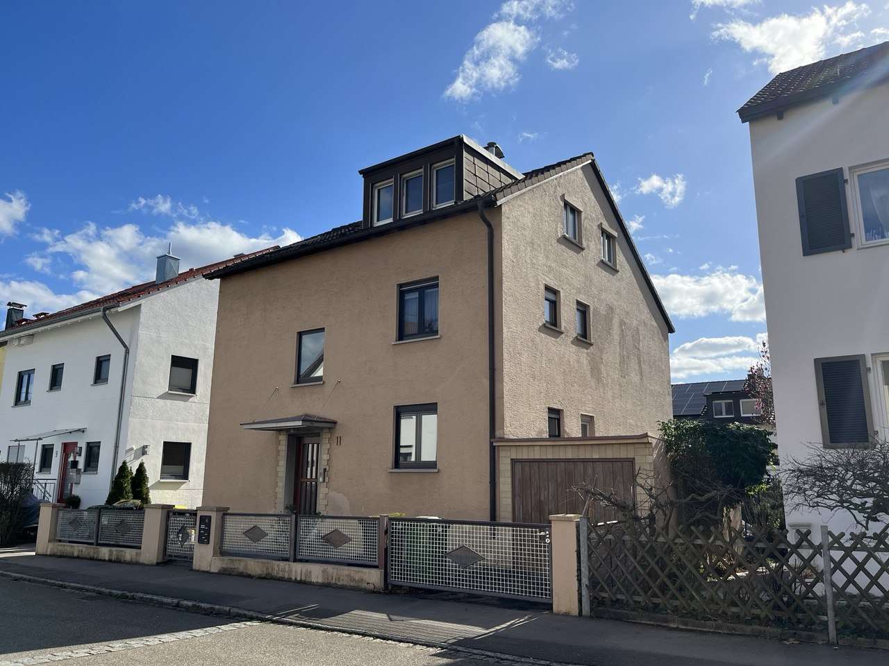 Thumbnail-Haus zum Kaufen in Kornwestheim 619.000,00 € 175 m²