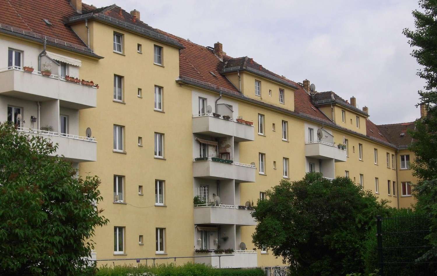 Thumbnail-Wohnung zum Mieten in Dresden 195,00 € 27.34 m²