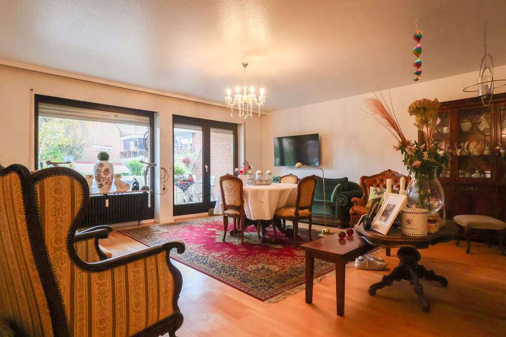 Thumbnail-Wohnung zum Kaufen in Mönchengladbach 325.000,00 € 95 m²