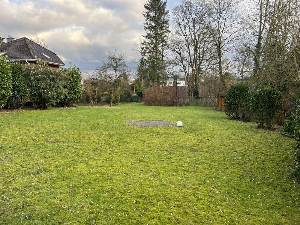 Thumbnail-Grundstück zu verkaufen in Hamburg - Sasel 2.400.000,00 € 2117 m²