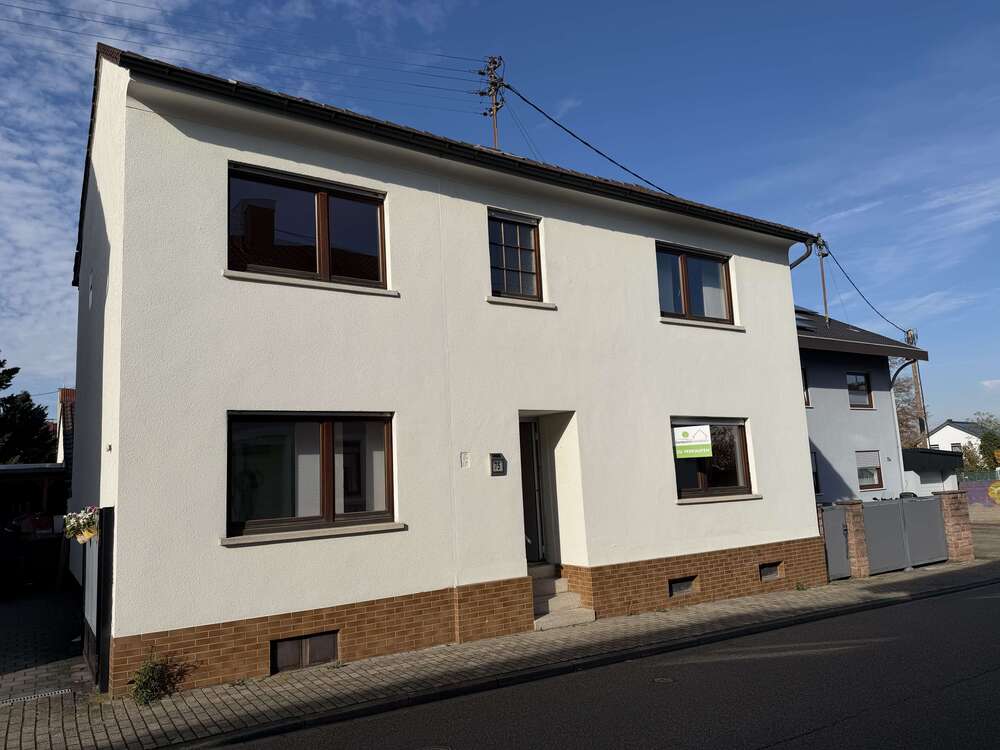 Thumbnail-Haus zum Kaufen in Sandhausen 548.000,00 € 174.87 m²