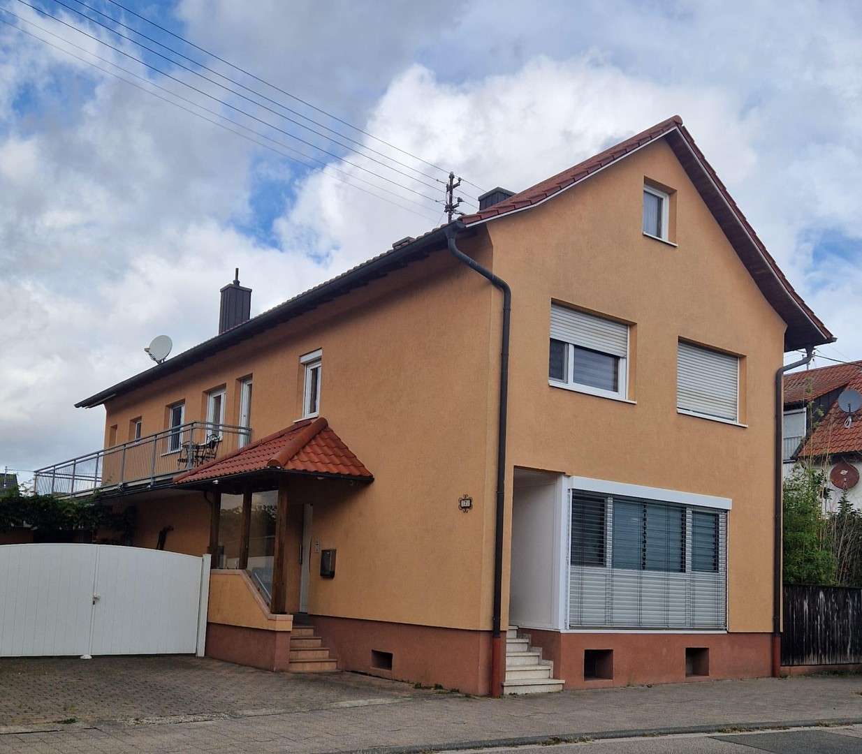 Thumbnail-Haus zum Kaufen in Leimersheim 585.000,00 € 250 m²