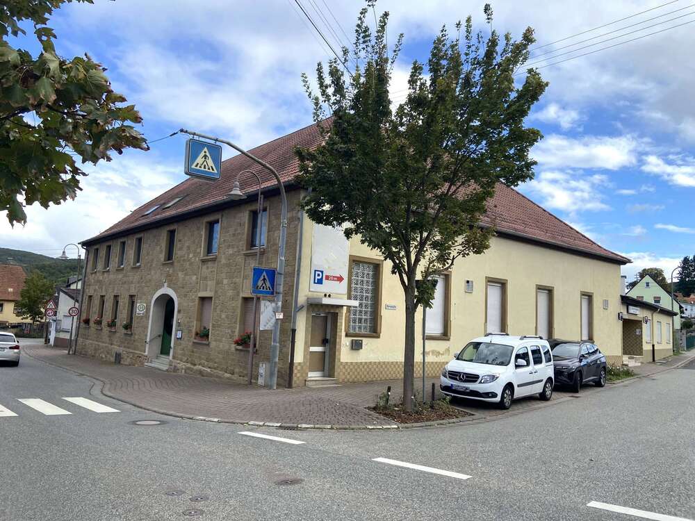 Thumbnail-Wohnung zum Mieten in Rehborn 500,00 € 128 m²