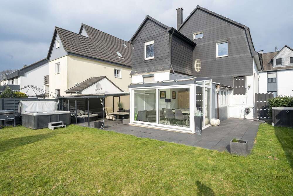 Thumbnail-Haus zum Kaufen in Leichlingen 649.000,00 € 176 m²