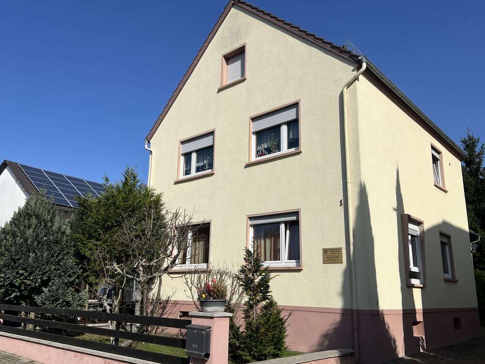 Thumbnail-Haus zum Kaufen in Lingenfeld 365.000,00 € 176 m²