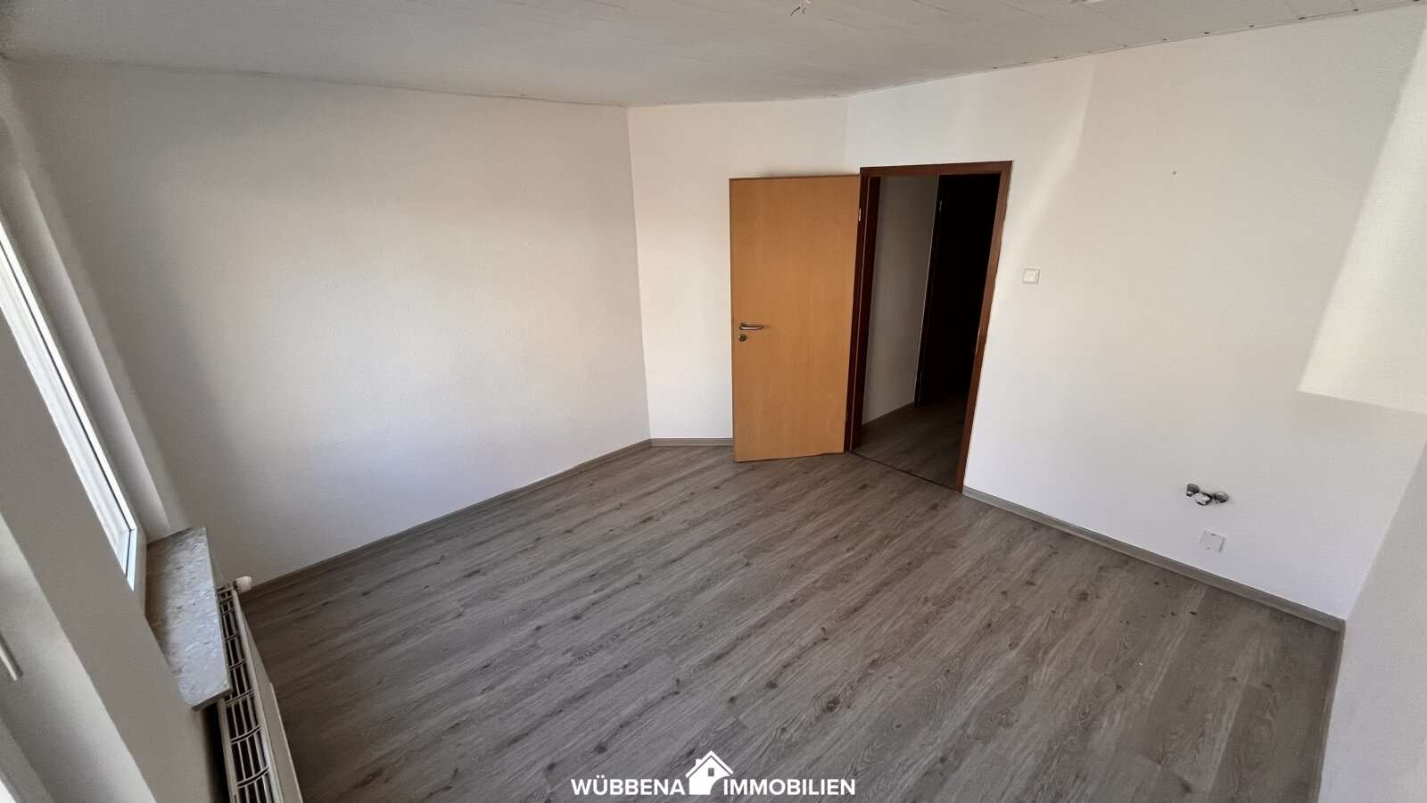 Thumbnail-Wohnung zum Mieten in Emden 240,00 € 17 m²