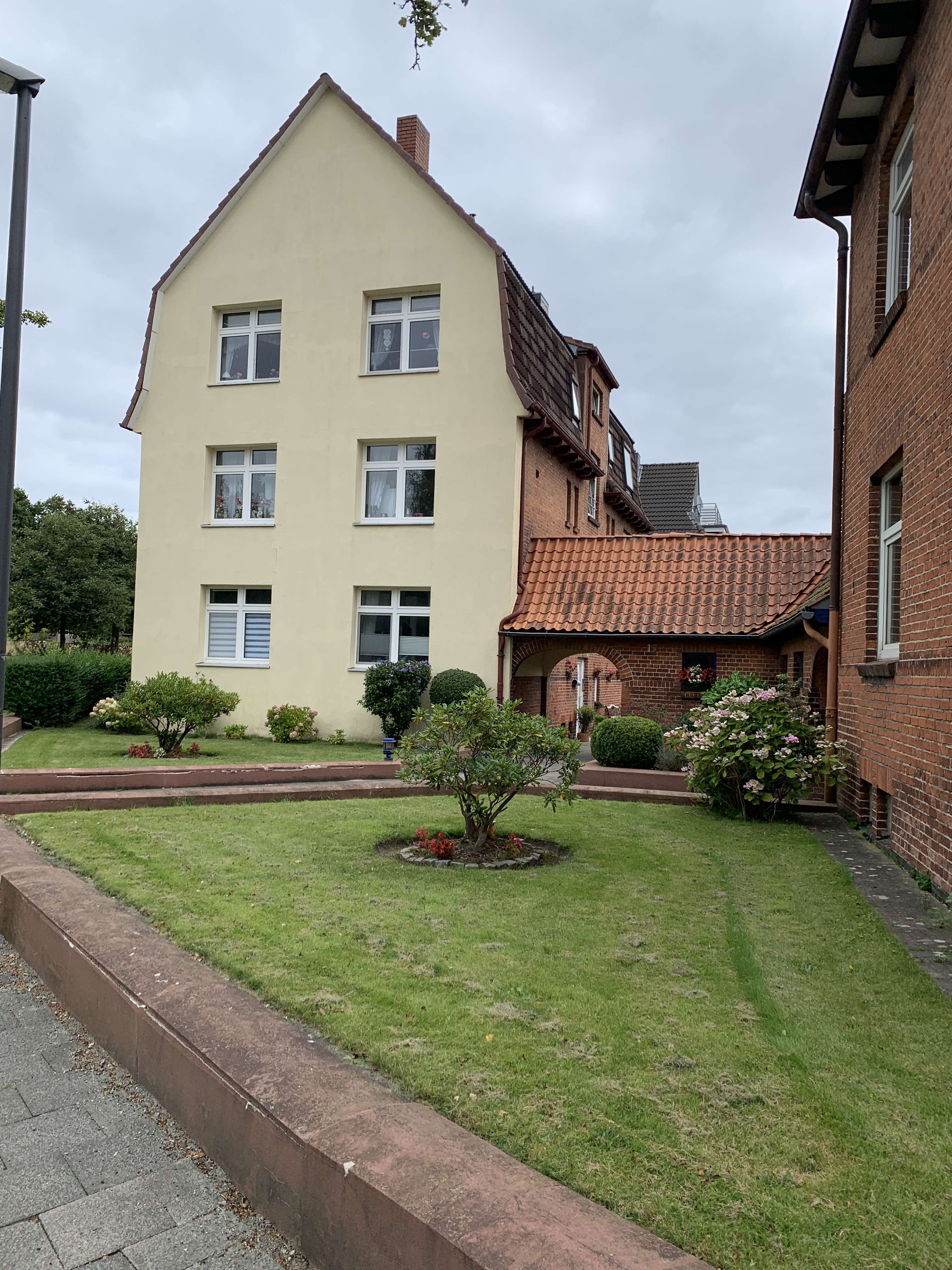 Thumbnail-Haus zum Kaufen in Kiel - Friedrichsort 1.450.000,00 € 664 m²