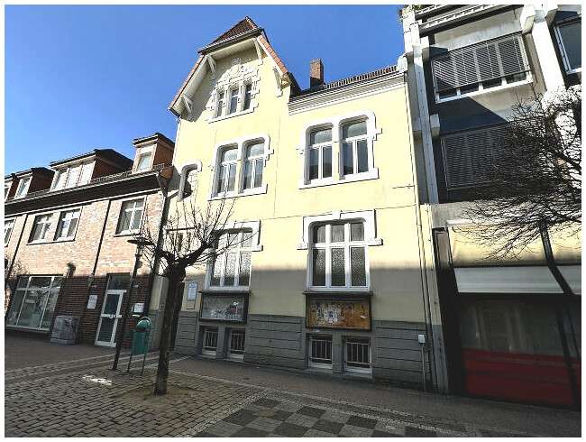 Thumbnail-Haus zum Kaufen in Stade 659.000,00 € 242.9 m²