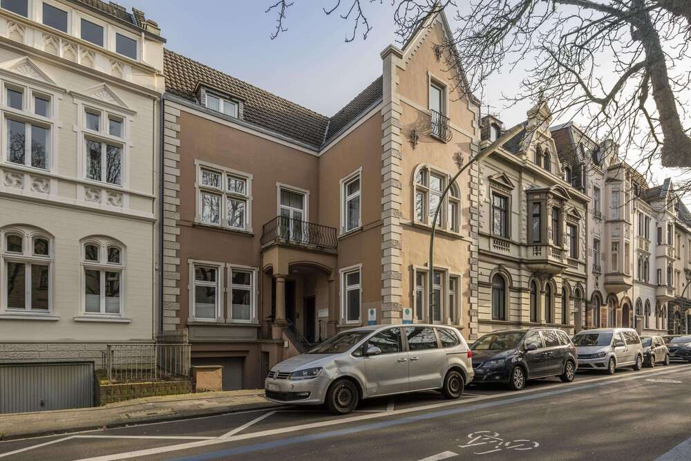 Thumbnail-Haus zum Kaufen in Neuss 1.650.000,00 € 248 m²