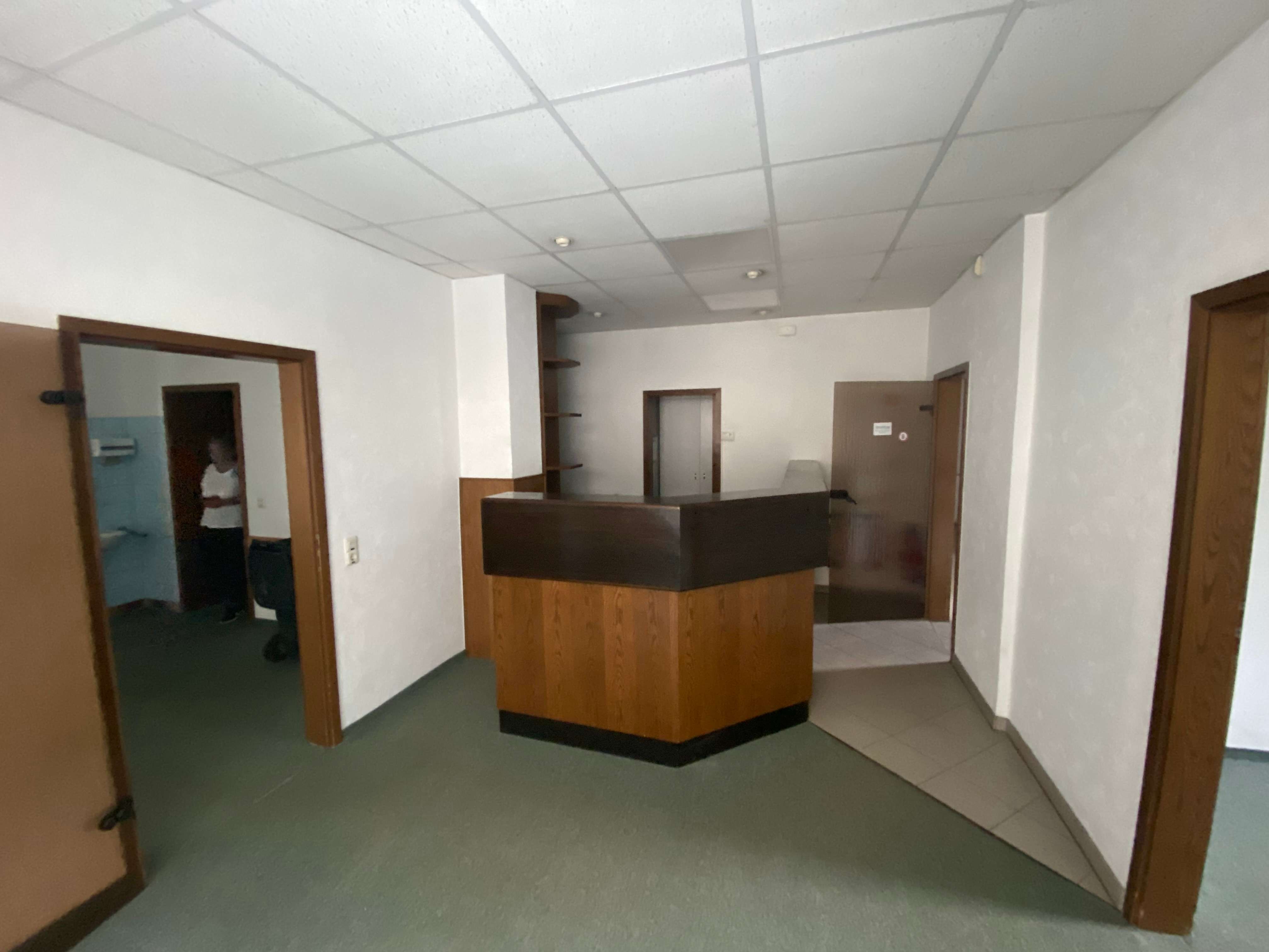Thumbnail-Büro in Werdau 670,00 € 134.4 m²