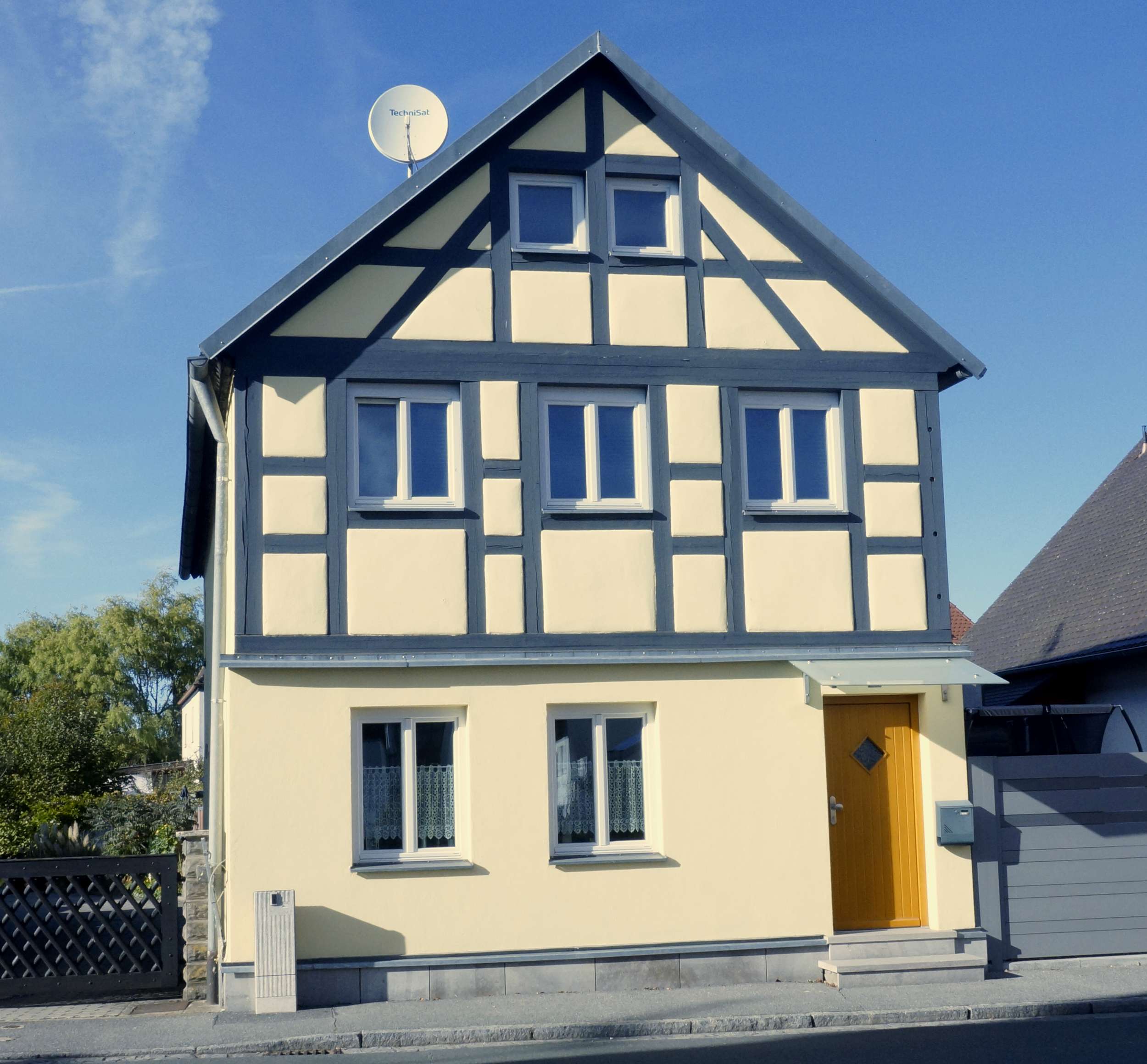 Thumbnail-Haus zum Kaufen in Weisendorf 358.000,00 € 111 m²